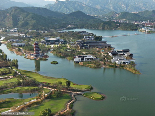 北京懷柔雁棲湖湖心島APEC峰會場館。