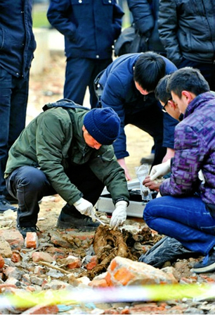 工地驚現(xiàn)大量碎尸--警方：系大學(xué)實(shí)驗(yàn)用人體標(biāo)本2